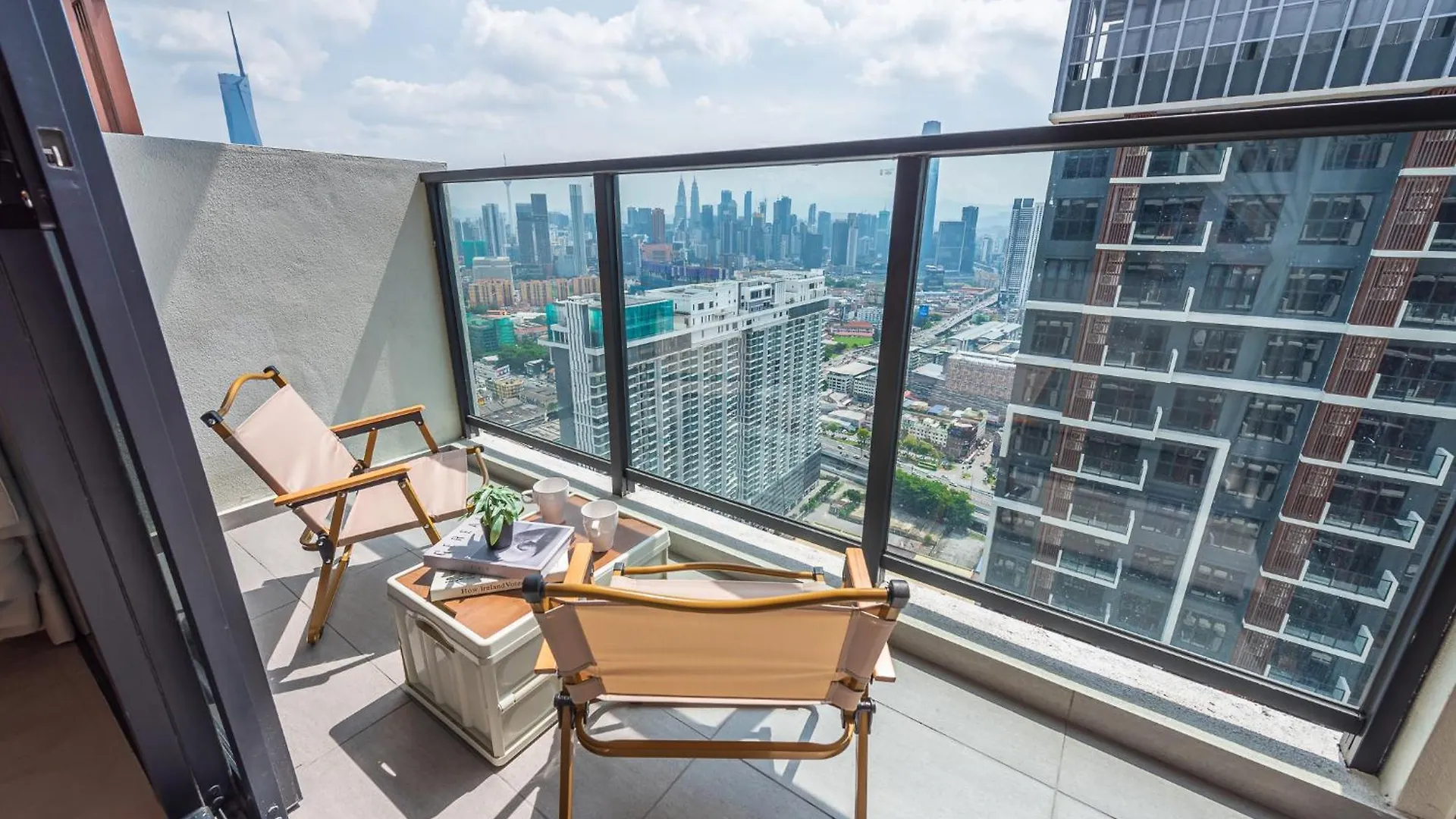 Apartment The Tallest Concept Trofi II Kuala Lumpur By The Conts